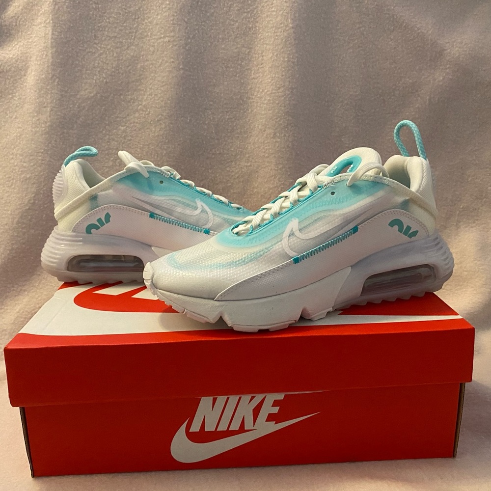 Size 7 Air Max 2090